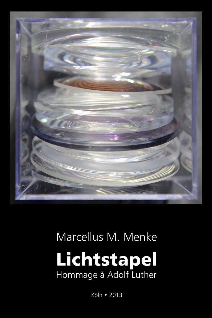 Marcellus M. Menke: Lichtstapel. Elf Variationen eines Themas. Variation 1. Ausbelichtete Digitalphotographien, 20 x 30, signiert und nummeriert, Köln 2013