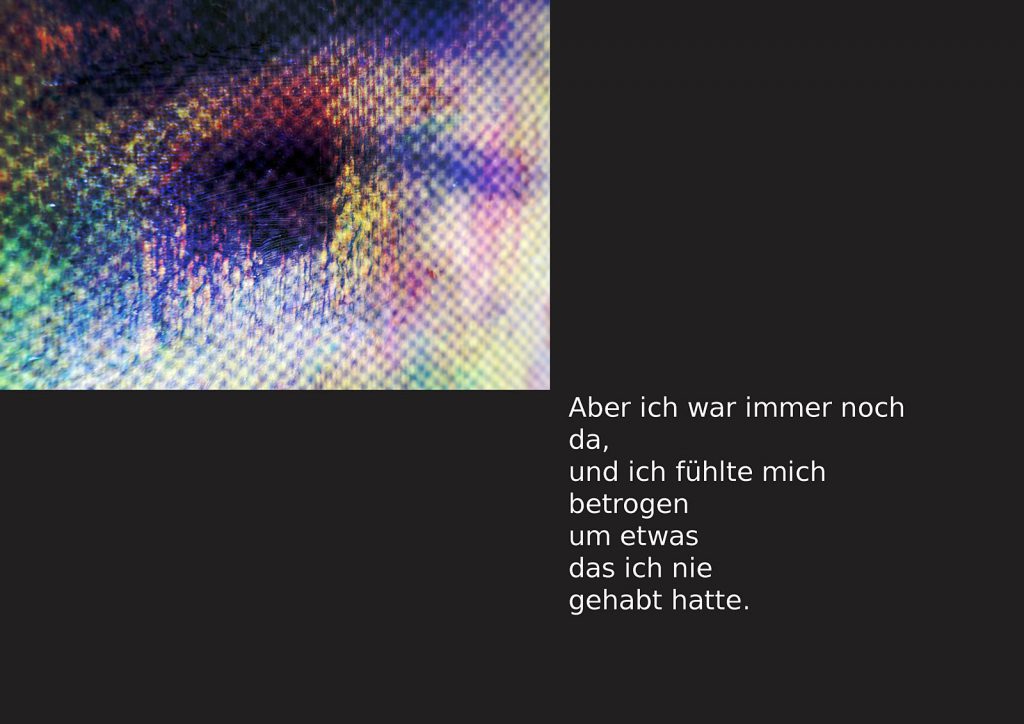 Marcellus M. Menke: Betrayed Generation. Rasterfolie und Acryl auf Leinwand, Photographie mit gesetztem Text. m4art screenBook, Köln und Siegen 2016, Seite 17